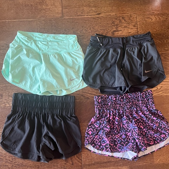 Nike shorts bundle! 2 Nike 2 high waist running size small medium black multi - Picture 5 of 5
